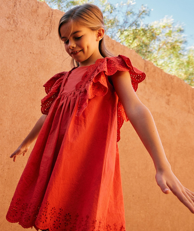 Selection of the moment radius - red girl's short-sleeved dress with embroidery and ruffles