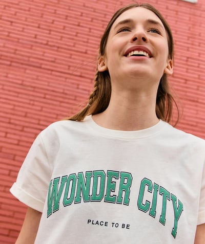 CategoryModel (8821764751502@435)  - white organic cotton short-sleeved t-shirt with wonder city message
