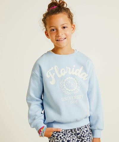 CategoryModel (8821758689422@541)  - sweat fille en fibres recyclées bleu ciel thème campus blanc