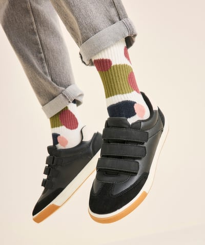 CategoryModel (8825060982926@12)  - black boy scratch sneakers