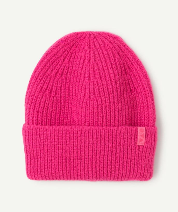   - girl's wool hat in pink recycled fibers