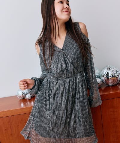 CategoryModel (8824929026190@785)  - Grey sequin dress for girls with bare shoulders