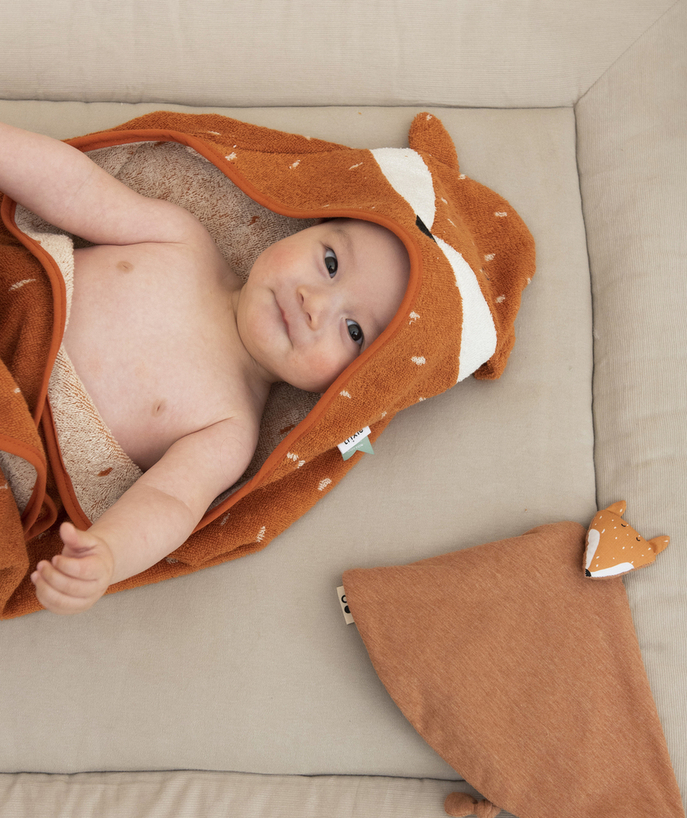   - CAMEL FOX BABY BATH CAPE IN ORGANIC COTTON