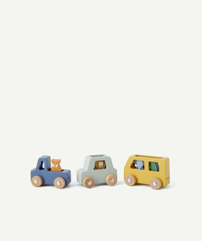   - SET OF CARS WITH ANIMALS