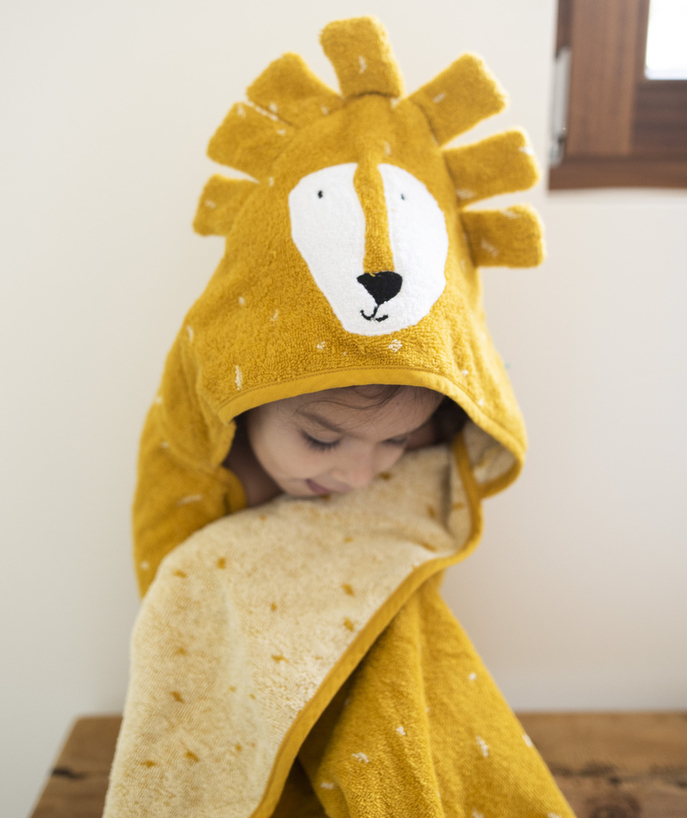   - LION BABY BATH CAPE IN ORGANIC COTTON