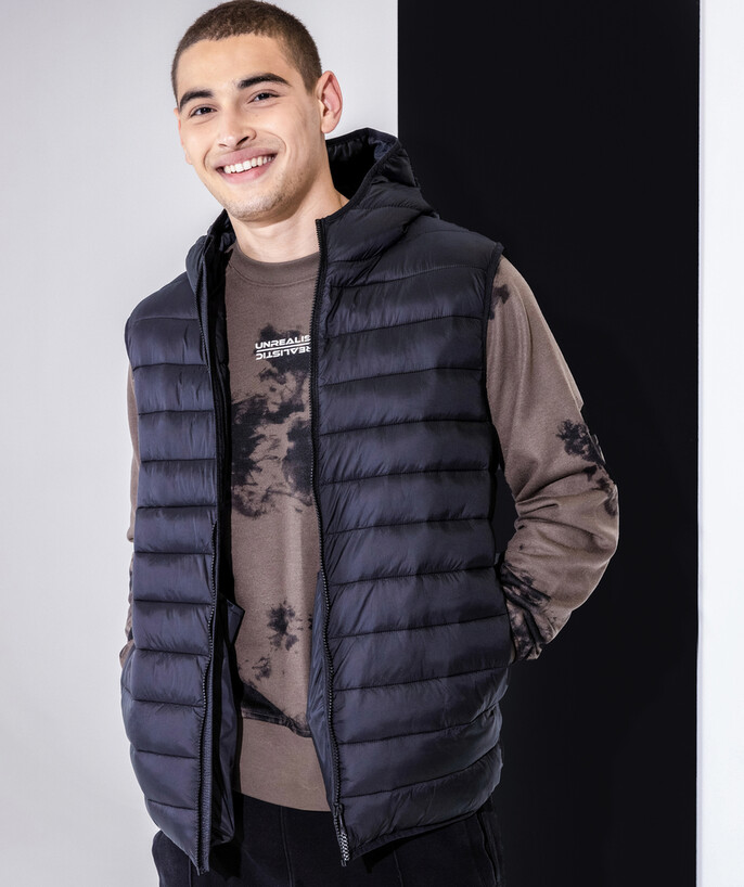   - SLEEVELESS BLACK PADDED JACKET WITH RECYCLED PADDING