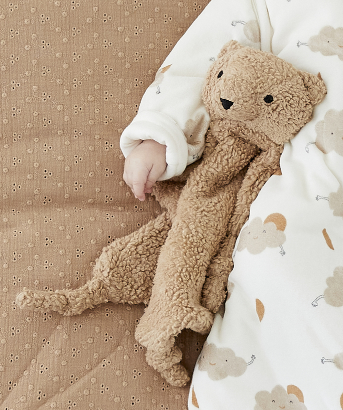   - KHAKI LOTTE BEAR CUDDLE CLOTH