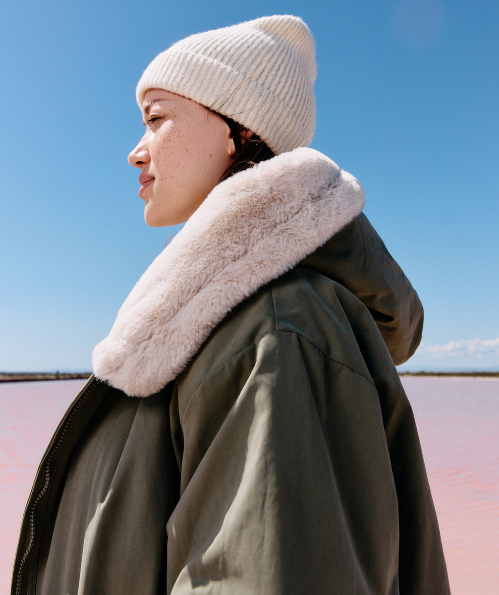   - parka longue à capuche fille kaki